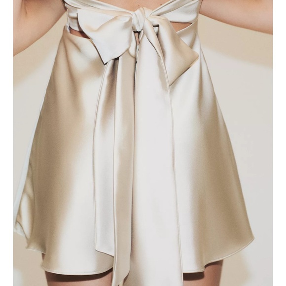 Zara Cream Halter Mini Dress - Picture 3 of 6